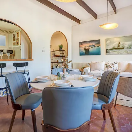 Ventanas Sea Front By Hello Homes * Sitges